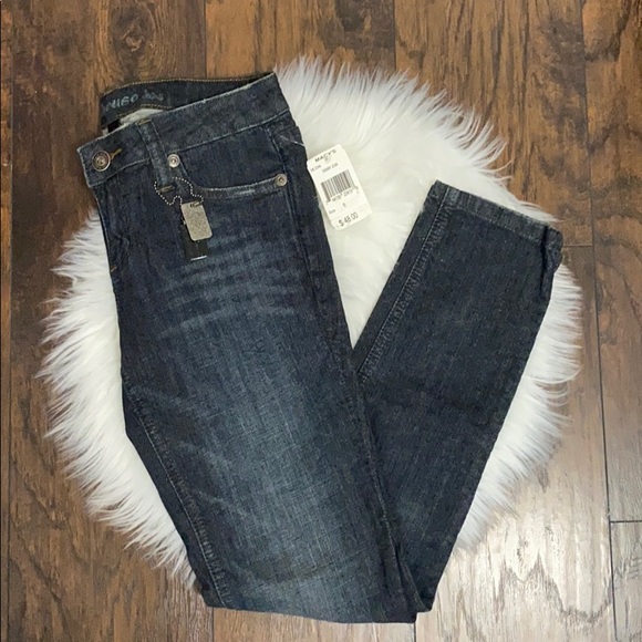 NWT Dollhouse Denim Skinny Jeans - Picture 2 of 8